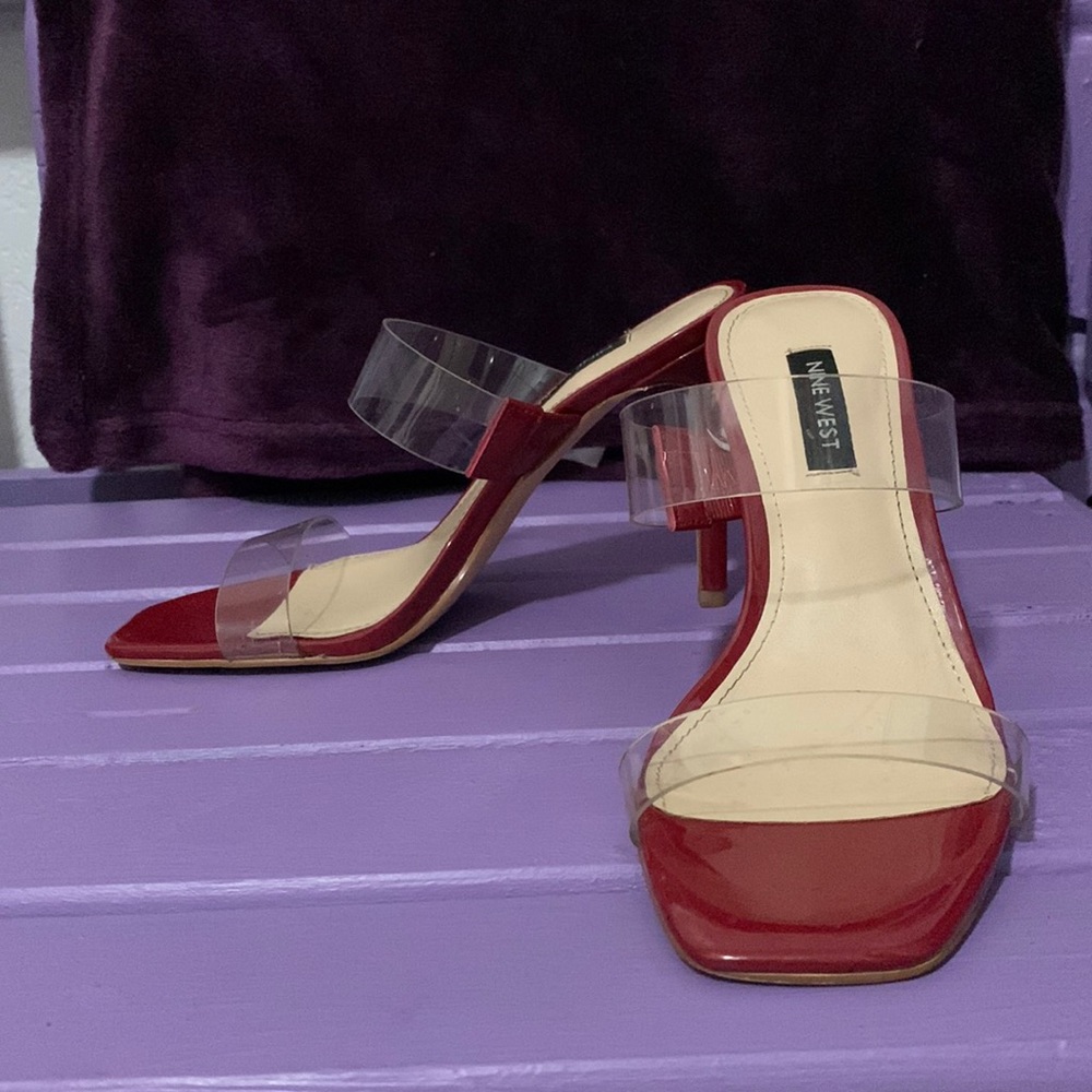 Nine West red kitten pumps